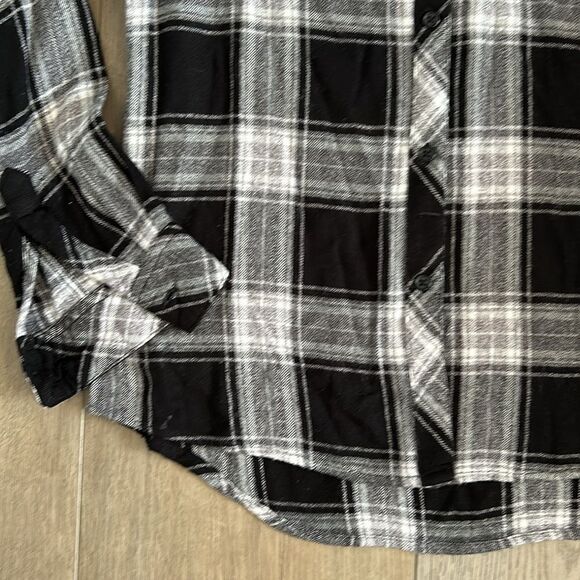 RAILS BLACK AND WHITE CHECKERED PLAID SUPER SOFT BUTTON DOWN SHIRT SIZE SMALL - Picture 2 of 7